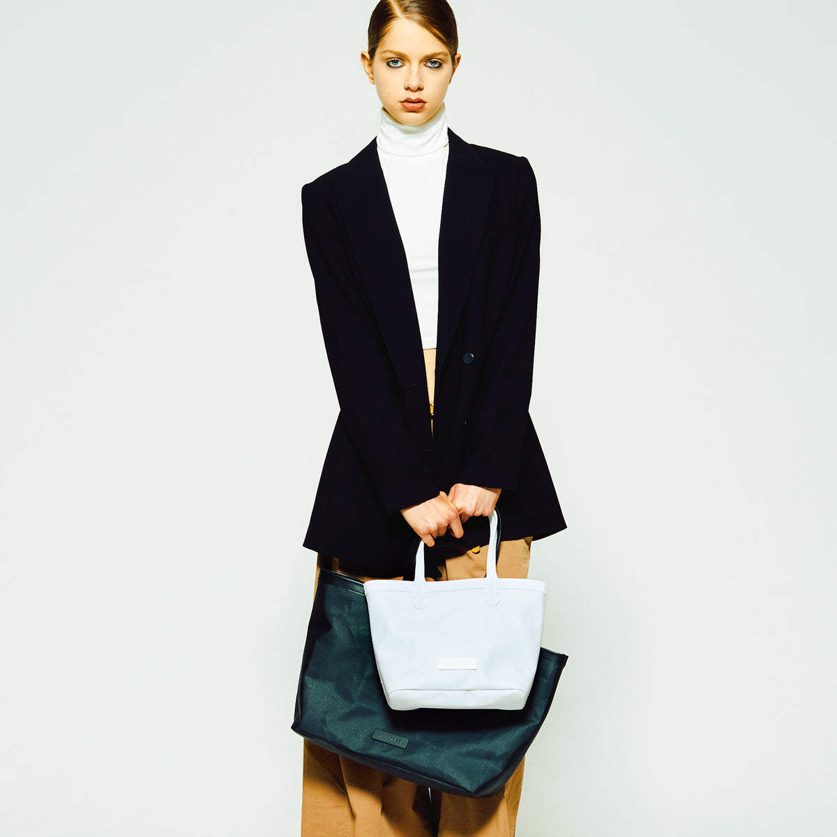 plume tote M