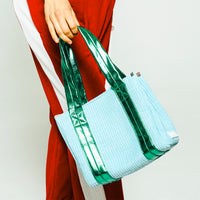 boxy tote raffia
