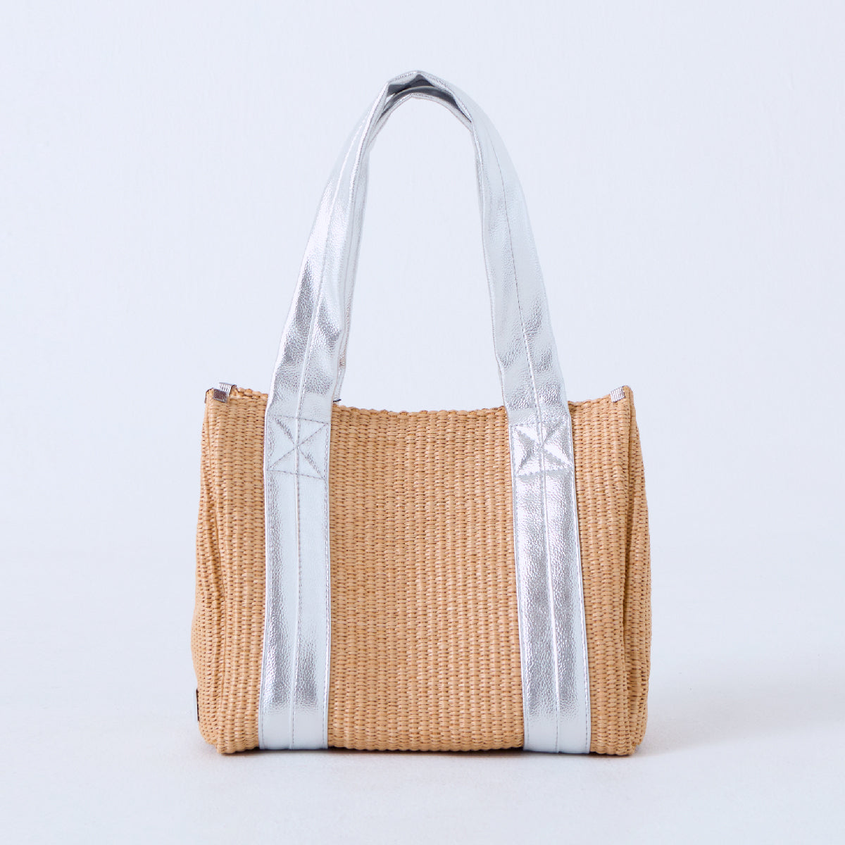 boxy tote raffia