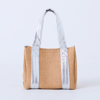 boxy tote raffia