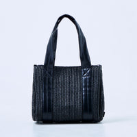 boxy tote raffia